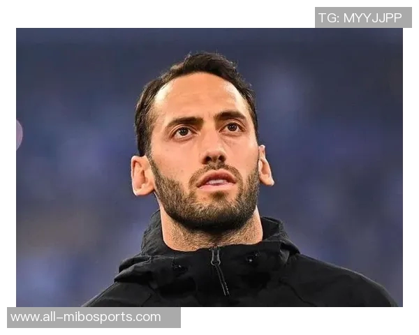 加拉塔萨雷内部人士澄清与恰尔汗奥卢无任何接触记录